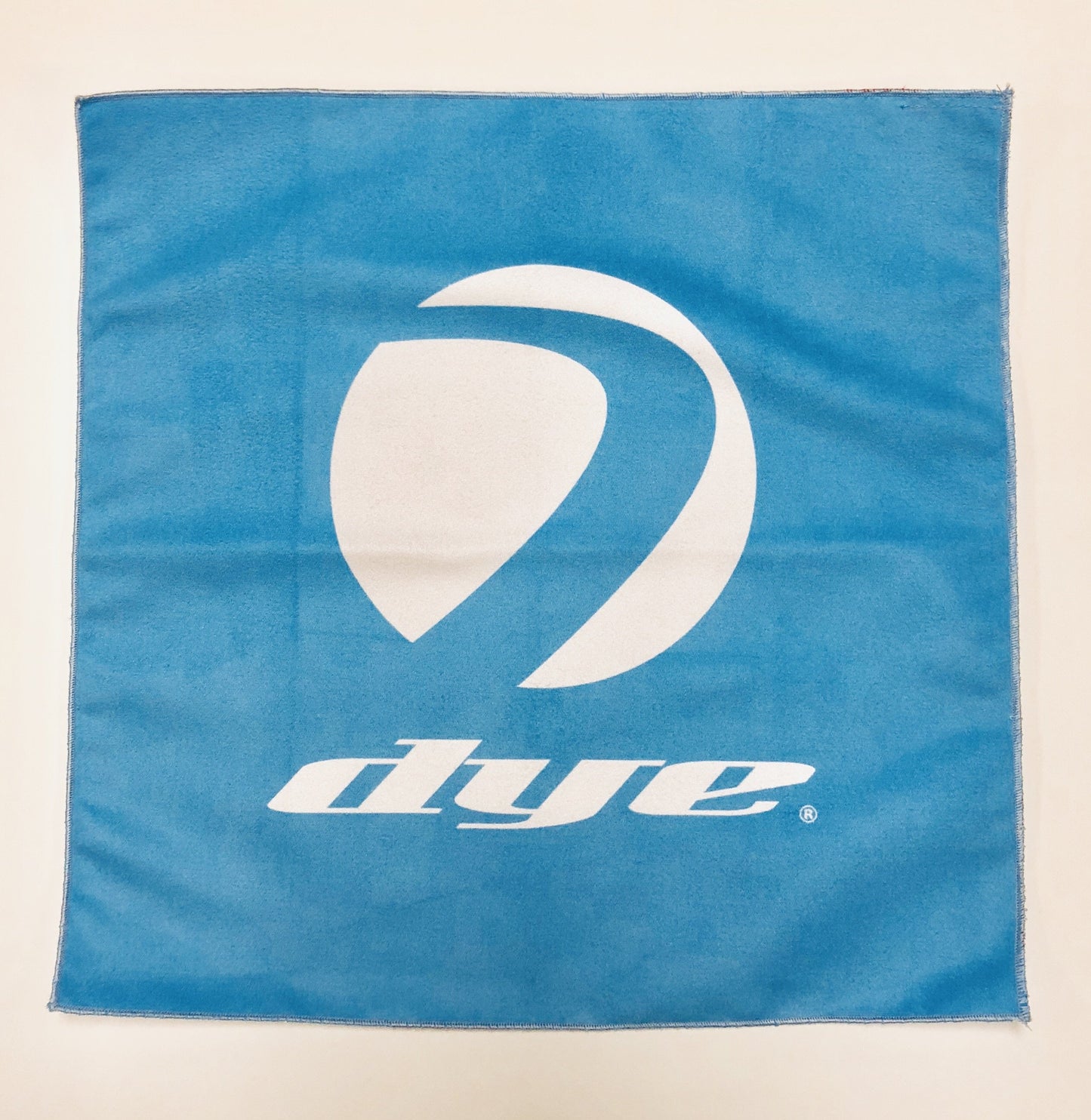 DYE Microfiber Lens Cloth - Cyan